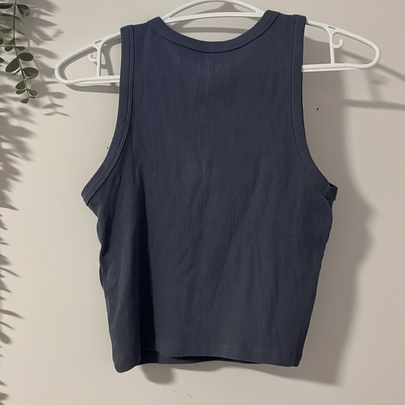 Hollister halter top - Picture 2 of 2